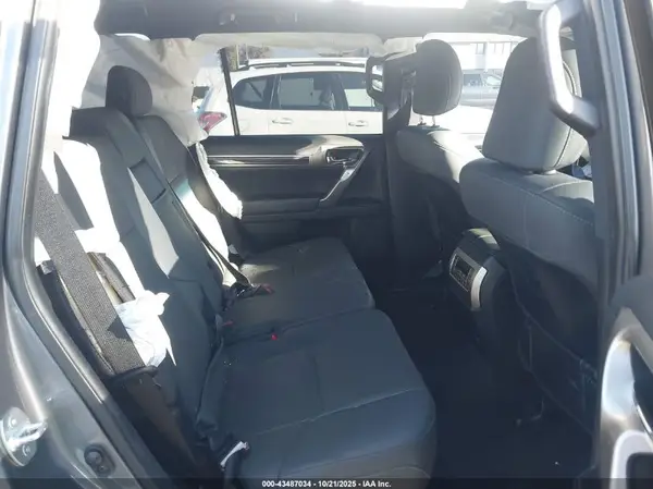 JTJAM7BX3M5293295 2021 LEXUS GX - Image 8