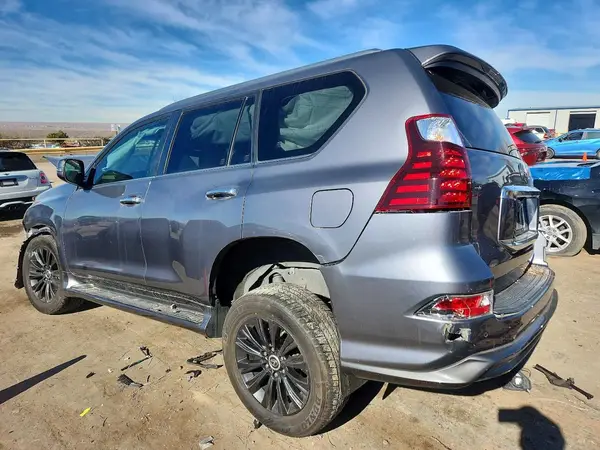 JTJAM7BX3N5330752 2022 LEXUS GX - Image 2