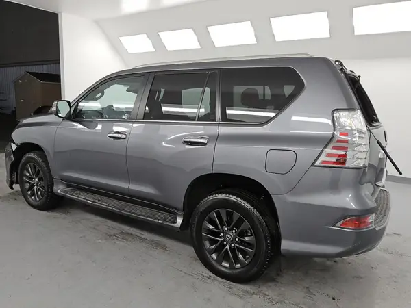 JTJAM7BX3P5375547 2023 LEXUS GX - Image 2