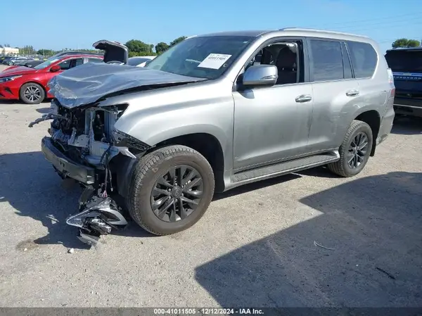 JTJAM7BX3P5377492 2023 LEXUS GX - Image 2