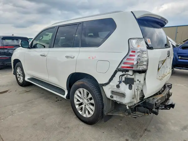 JTJAM7BX4L5241740 2020 LEXUS GX - Image 2