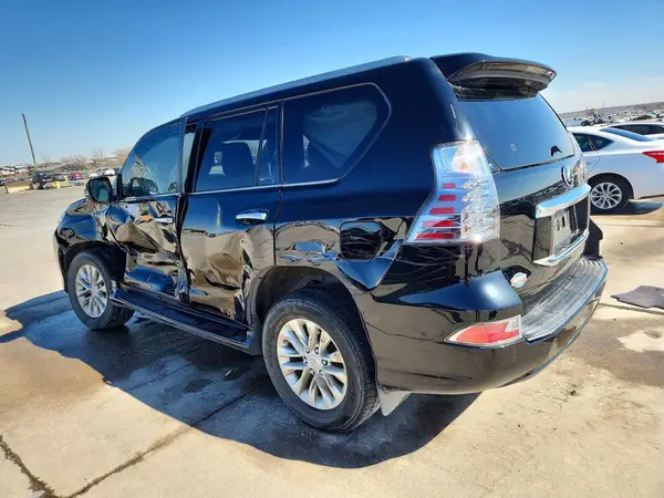 JTJAM7BX4M5268423 2021 LEXUS GX - Image 2