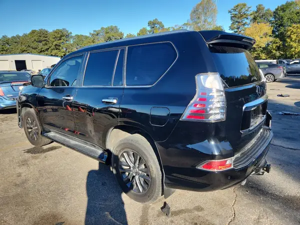 JTJAM7BX4M5290082 2021 LEXUS GX - Image 2