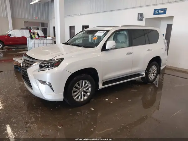 JTJAM7BX4N5314012 2022 LEXUS GX - Image 2