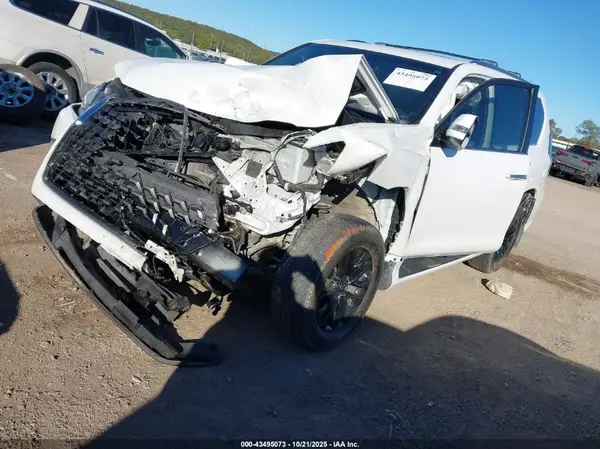 JTJAM7BX4N5331389 2022 LEXUS GX - Image 2