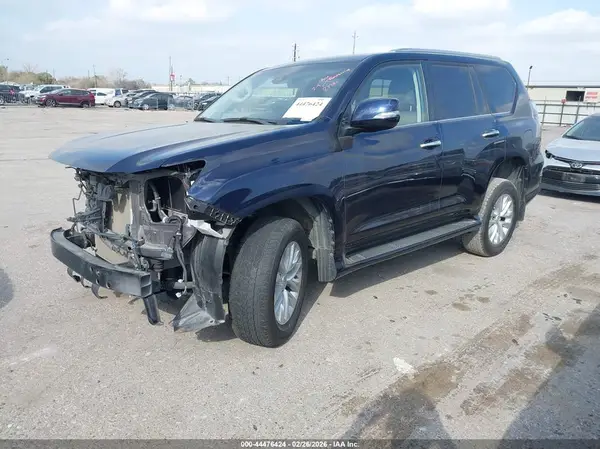 JTJAM7BX4N5337368 2022 LEXUS GX - Image 2