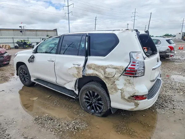 JTJAM7BX4P5375590 2023 LEXUS GX - Image 2