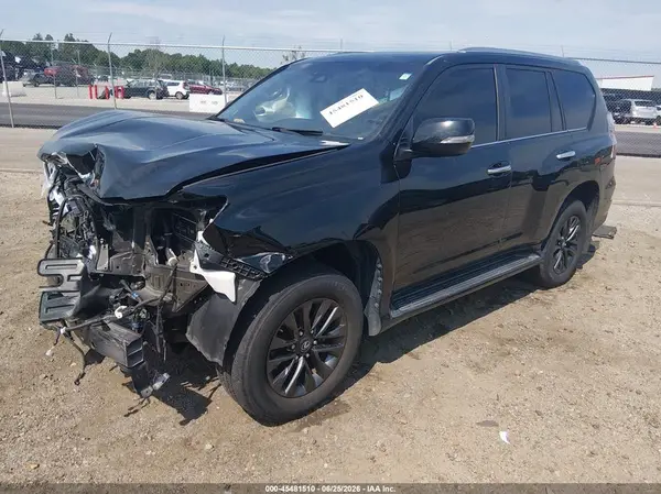 JTJAM7BX5L5242105 2020 LEXUS GX - Image 2