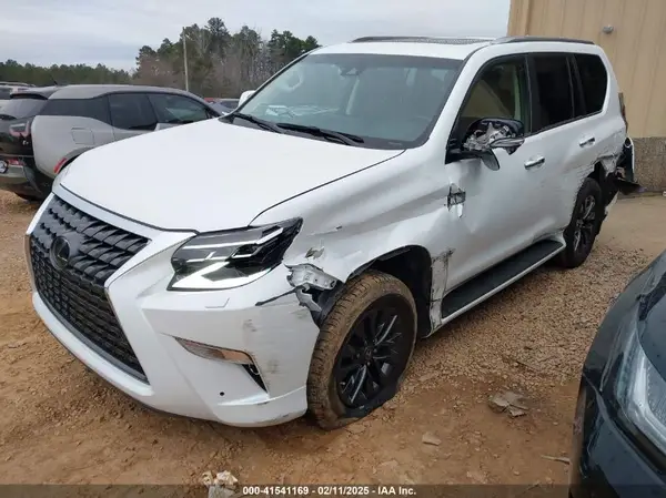 JTJAM7BX5L5264637 2020 LEXUS GX - Image 2