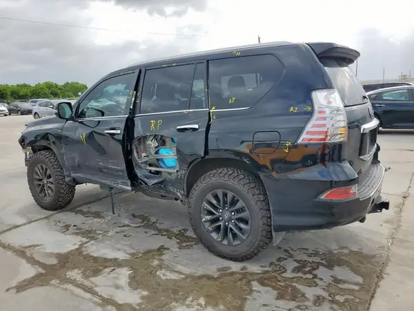 JTJAM7BX5M5274604 2021 LEXUS GX - Image 2