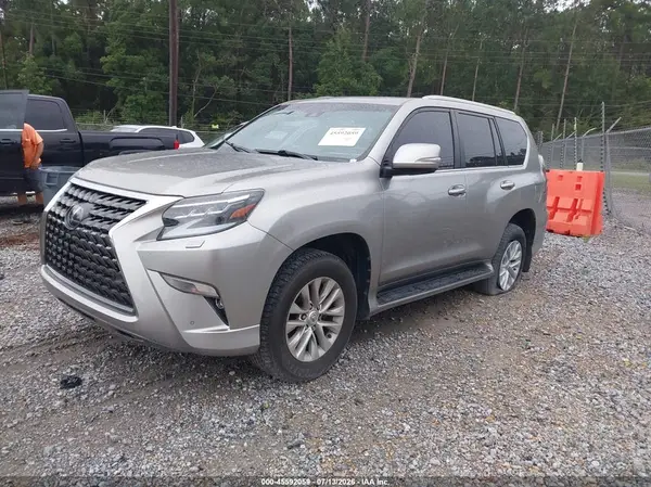 JTJAM7BX5M5274635 2021 LEXUS GX - Image 2