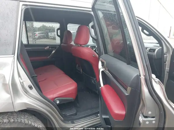JTJAM7BX5M5274635 2021 LEXUS GX - Image 8