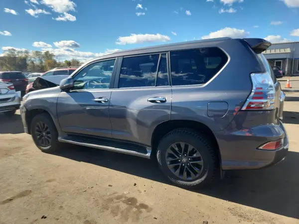 JTJAM7BX5N5315637 2022 LEXUS GX - Image 2
