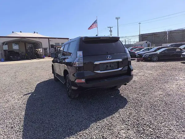 JTJAM7BX5P5342985 2023 LEXUS GX - Image 2