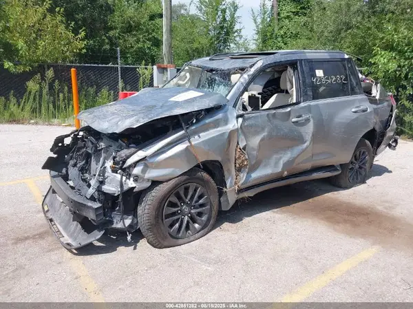 JTJAM7BX6L5252612 2020 LEXUS GX - Image 2