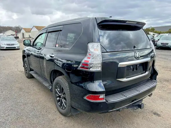 JTJAM7BX6L5262203 2020 LEXUS GX - Image 2