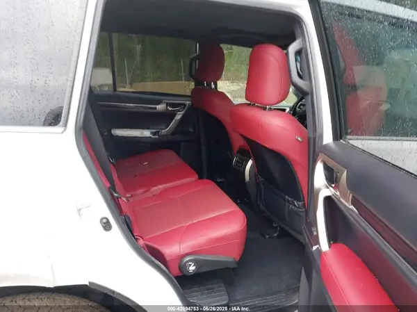 JTJAM7BX6M5289581 2021 LEXUS GX - Image 8