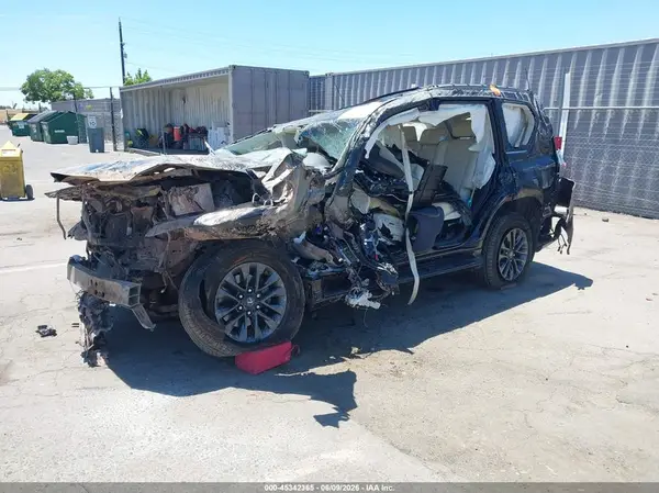 JTJAM7BX6M5298278 2021 LEXUS GX - Image 2