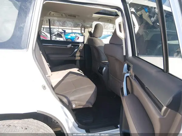 JTJAM7BX6N5313413 2022 LEXUS GX - Image 8
