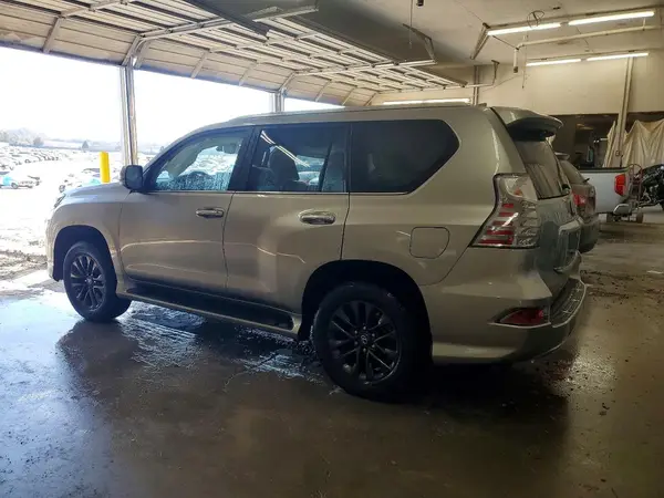 JTJAM7BX6P5345541 2023 LEXUS GX - Image 2
