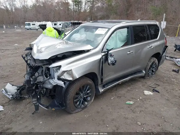 JTJAM7BX6P5382508 2023 LEXUS GX - Image 2