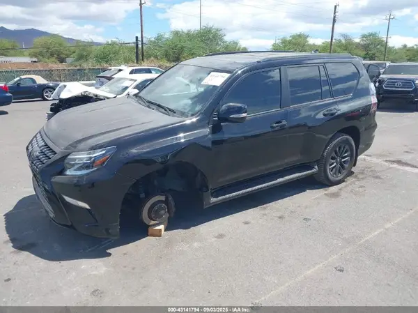 JTJAM7BX7L5253297 2020 LEXUS GX - Image 2