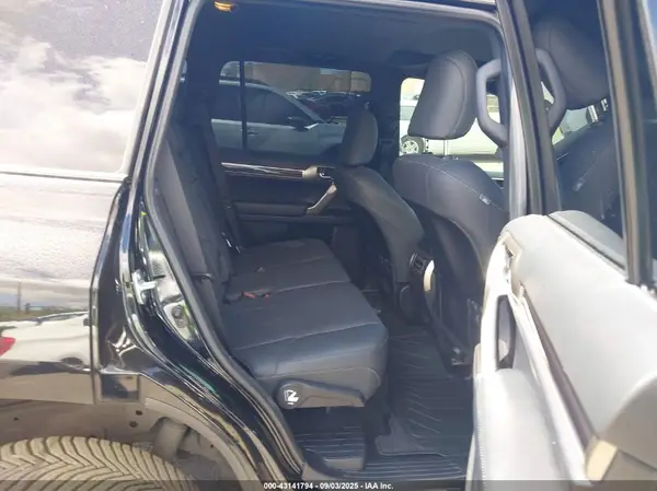 JTJAM7BX7L5253297 2020 LEXUS GX - Image 8