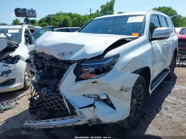 JTJAM7BX7L5256510 2020 LEXUS GX - Image 2