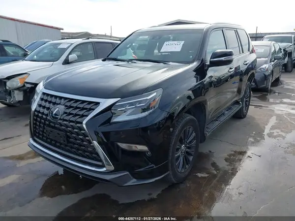 JTJAM7BX7L5260394 2020 LEXUS GX - Image 2