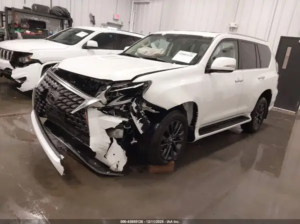 JTJAM7BX7M5294966 2021 LEXUS GX - Image 2