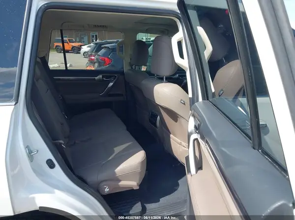 JTJAM7BX7N5318295 2022 LEXUS GX - Image 8