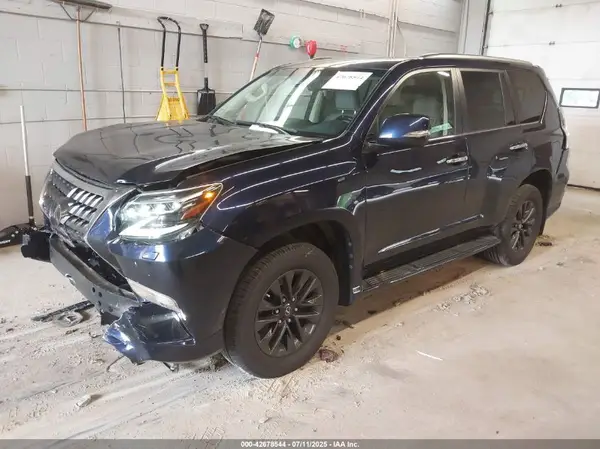 JTJAM7BX8L5241403 2020 LEXUS GX - Image 2