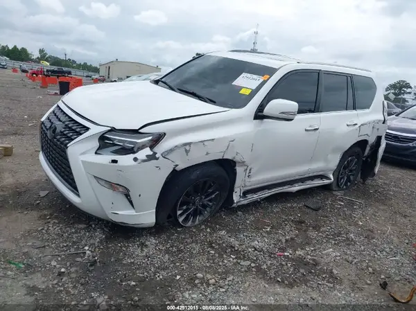 JTJAM7BX8L5245502 2020 LEXUS GX - Image 2