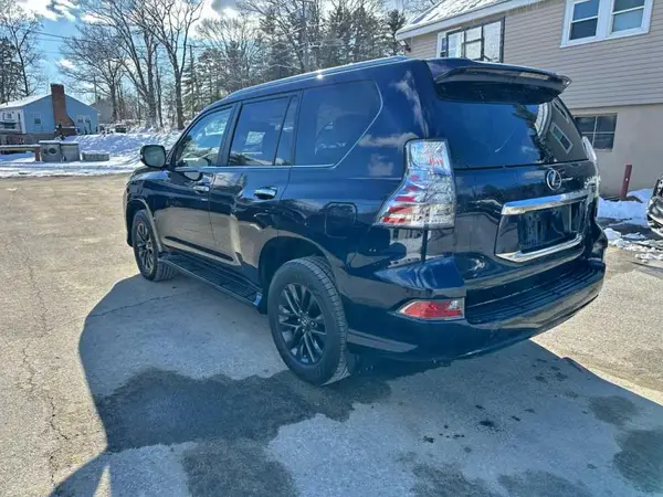 JTJAM7BX8M5277321 2021 LEXUS GX - Image 2
