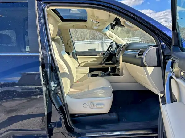 JTJAM7BX8M5277321 2021 LEXUS GX - Image 8