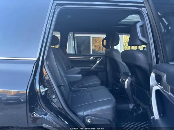 JTJAM7BX8M5286102 2021 LEXUS GX - Image 8