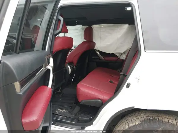 JTJAM7BX8M5302332 2021 LEXUS GX - Image 8