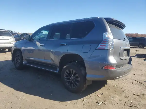JTJAM7BX8N5326938 2022 LEXUS GX - Image 2