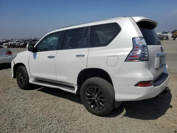 JTJAM7BX8P5342589 2023 LEXUS GX - Image 2