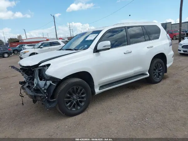 JTJAM7BX8P5381201 2023 LEXUS GX - Image 2