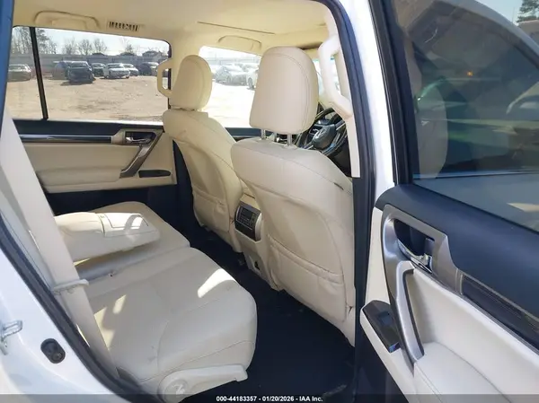 JTJAM7BX9L5243127 2020 LEXUS GX - Image 8