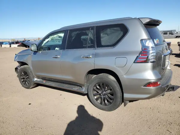 JTJAM7BX9L5256041 2020 LEXUS GX - Image 2