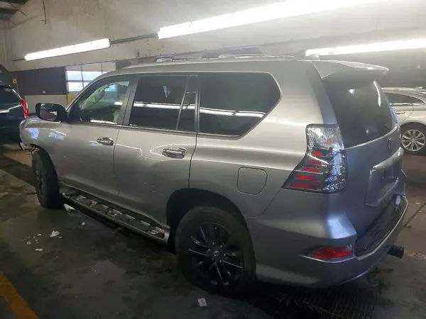 JTJAM7BX9L5256959 2020 LEXUS GX - Image 2