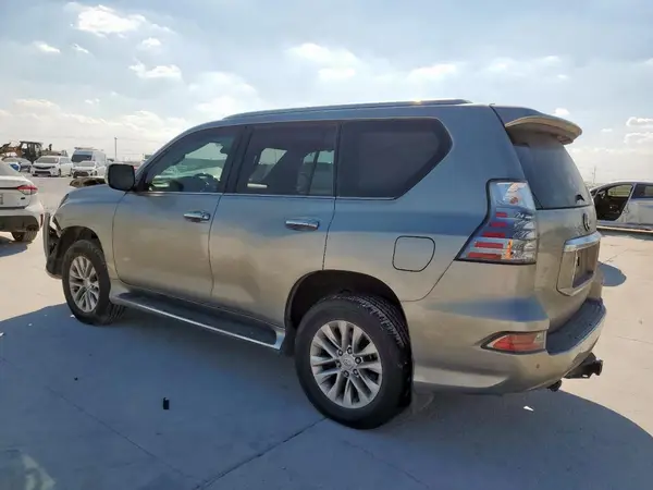 JTJAM7BX9M5276310 2021 LEXUS GX - Image 2