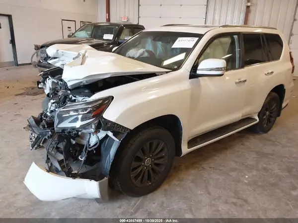 JTJAM7BX9M5300296 2021 LEXUS GX - Image 2