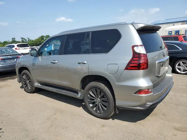 JTJAM7BX9N5314636 2022 LEXUS GX - Image 2
