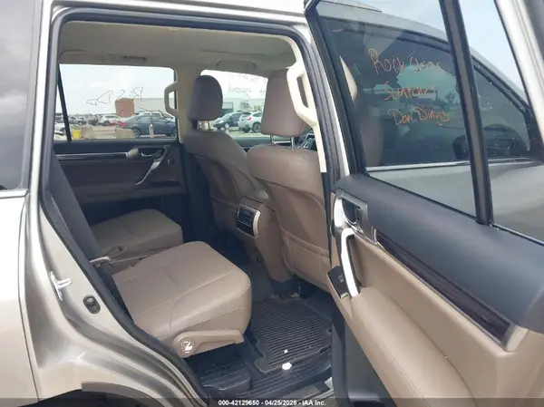 JTJAM7BX9N5325314 2022 LEXUS GX - Image 8