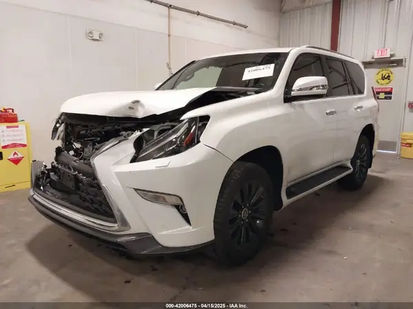 JTJAM7BXXL5259899 2020 LEXUS GX - Image 2