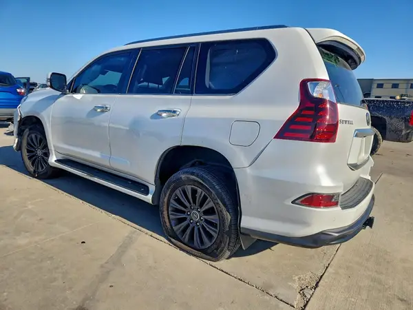 JTJAM7BXXL5259921 2020 LEXUS GX - Image 2