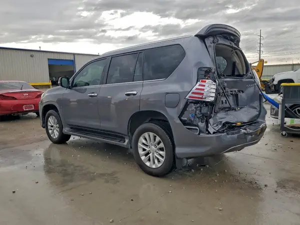 JTJAM7BXXM5277126 2021 LEXUS GX - Image 2